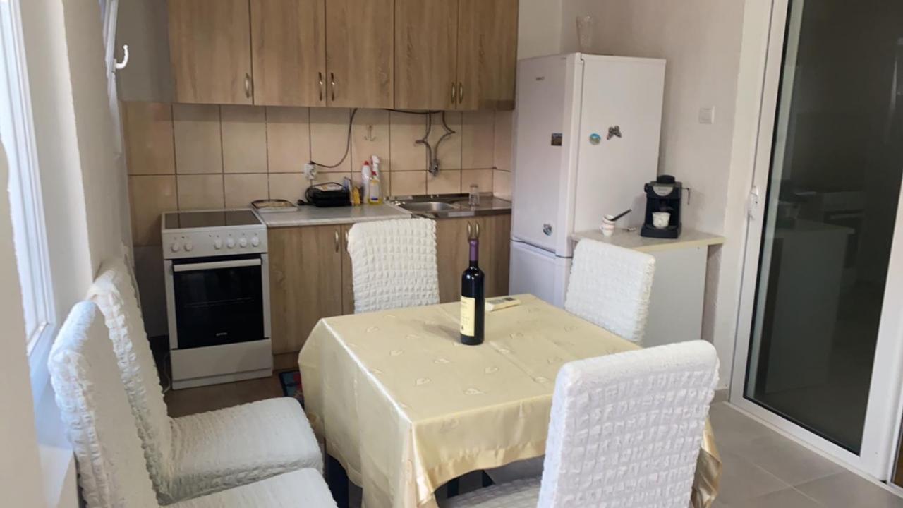 Alisa Sea View Apartment Prcanj Kotor Exteriör bild